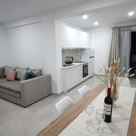 Daire Oasis Apartments Ipsos